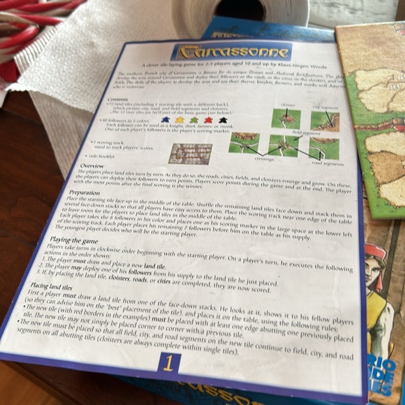 Carcassone — blue box - Picture 4 of 6